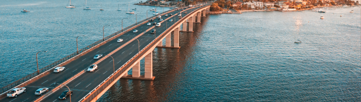 Traffic on Captain Cook bridge over Georges River